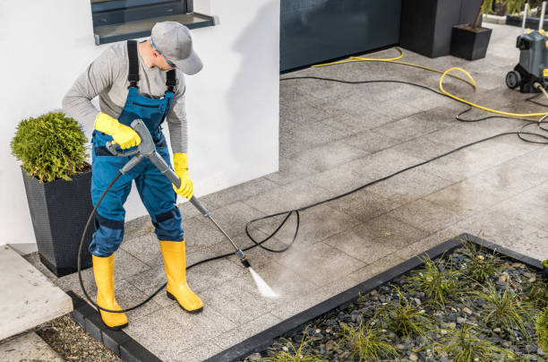 Best Deck Cleaning Services  in Orchards, WA